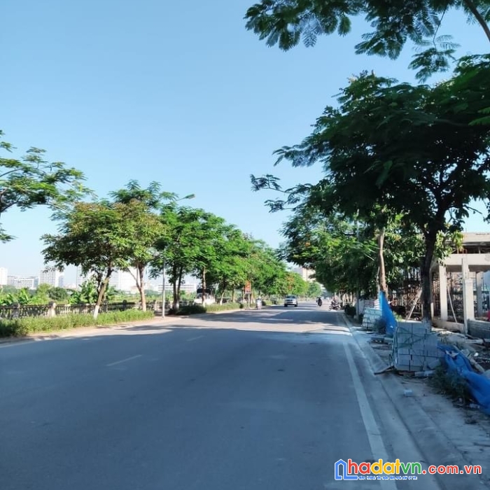 Bán đất tặng nhà phúc lợi, long biên 46m2, 2.95 tỷ ngõ ô tô
