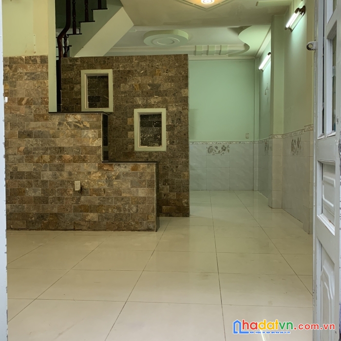 Bán nhà 3 tầng hẻm xe hơi p15 q8, giá 4.09 tỷ, 4 phòng ngủ