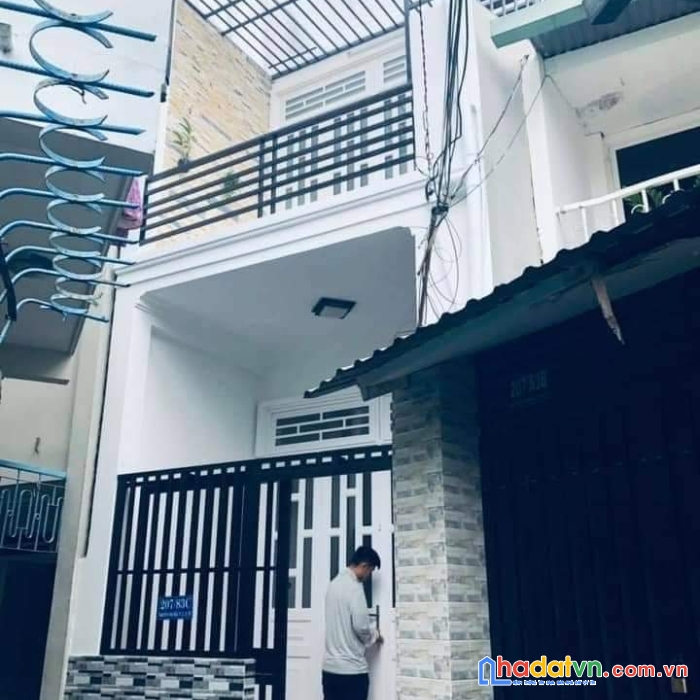 Nhà đẹp - q bình thạnh,  4.7 tỷ gần 50m2 
√dt: 48m2 
√nguyễn văn đậu-phường 11 quận bình thạnh .