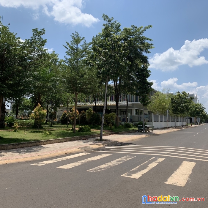 Chính chủ cần bán gấp lô đất trong khu the gold city vị trí đẹp tại bình phước