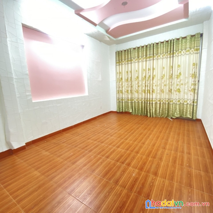 Nhà bán hxh 4lầu_42m2 huỳnh văn bánh p12 q.phú nhuận