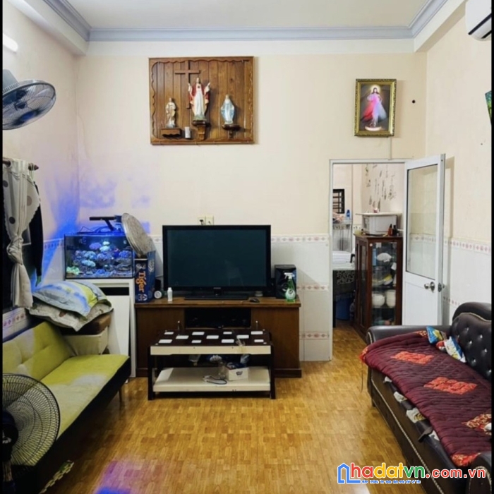 Kha vạn cân - 2 tầng - 2 mặt tiền - hoàn công - chỉ 2.65 tỷ