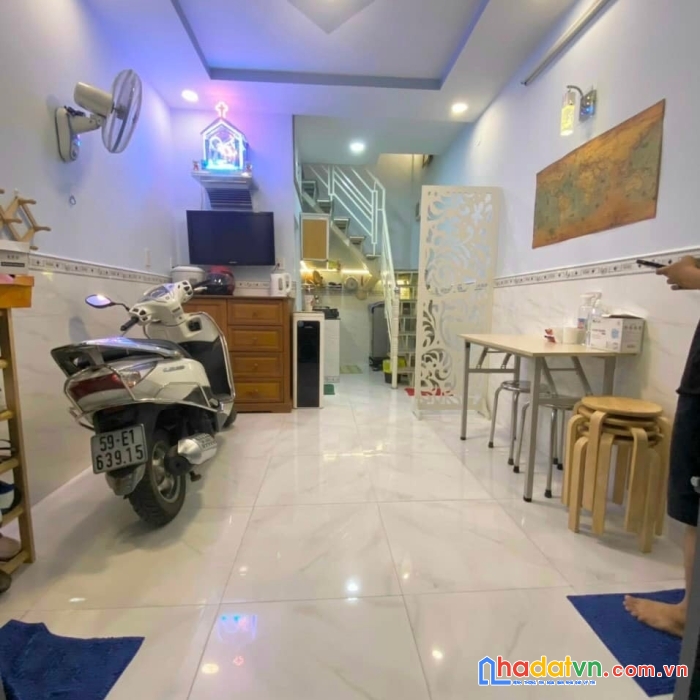 Nhà nhỏ mới nguyễn thái sơn - 3 tầng 1t1l1l 2pn  - vị trí đẹp - tt gò vấp chỉ 2.8 t.ỷ còn tl.