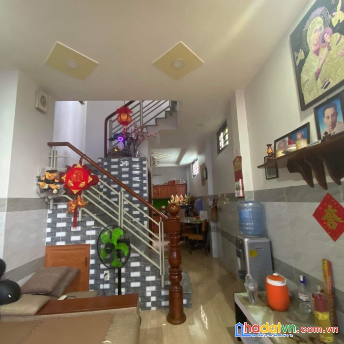 Bán nhà hẻm ô tô thoại ngọc hầu ,80m2,2 tấm btct ,hxh 6 tỷ