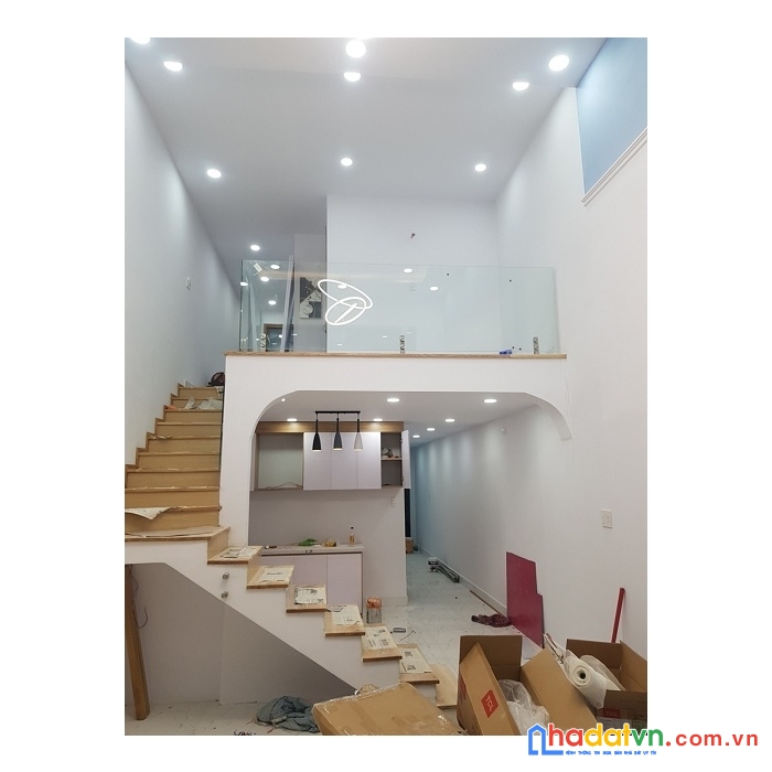 Bán nhà mặt tiền nguyễn huy lượng mới xây vào ở ngay