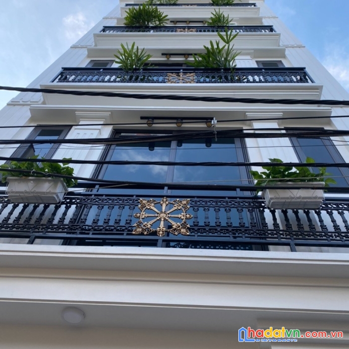 Bán gấp nhà mới 43m2_mt5m_5 tầng_5tỷ65 có 2 mặt thoáng ở phú diễm từ liêm hà nội