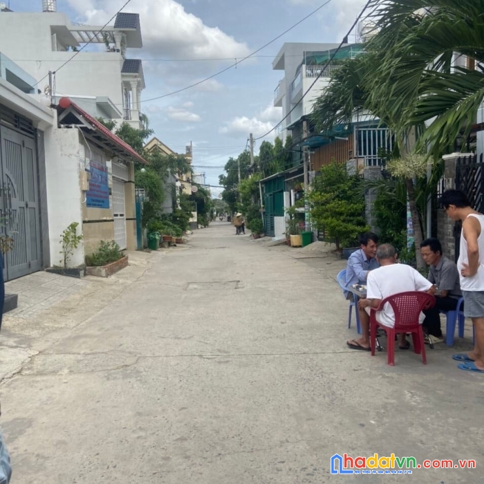 Lô đất 110m2, hxh, đối diện gigamall, đường 48, thủ đức