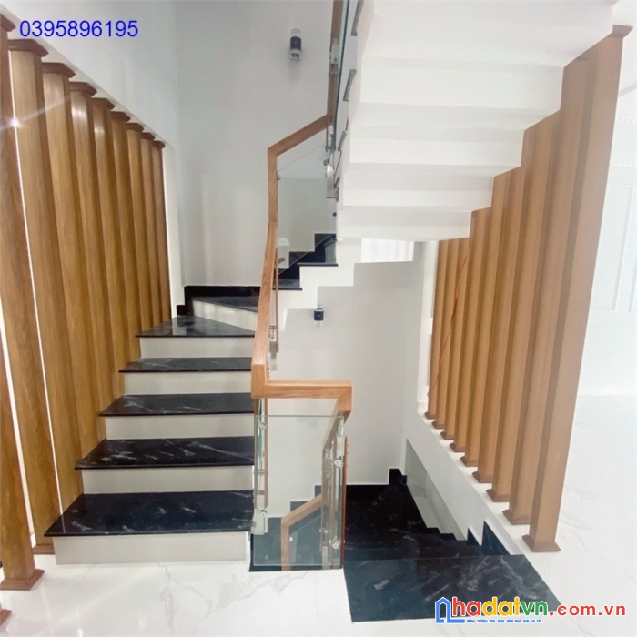 Chính chủ bán gấp 60m2 cực đẹp đường số 8 bhh, bình tân