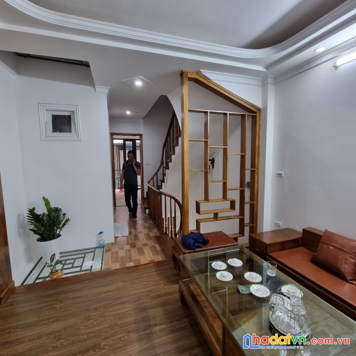 Bán nhà đẹp lê đức thọ - 42m2 - 5 tầng - ngõ thông -  ô tô đỗ cửa - gía 6 tỷ - siêu hiếm.