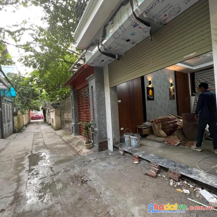 7.2 tỷ có nhà phùng chí kiên, phân lô, ô tô vào nhà.