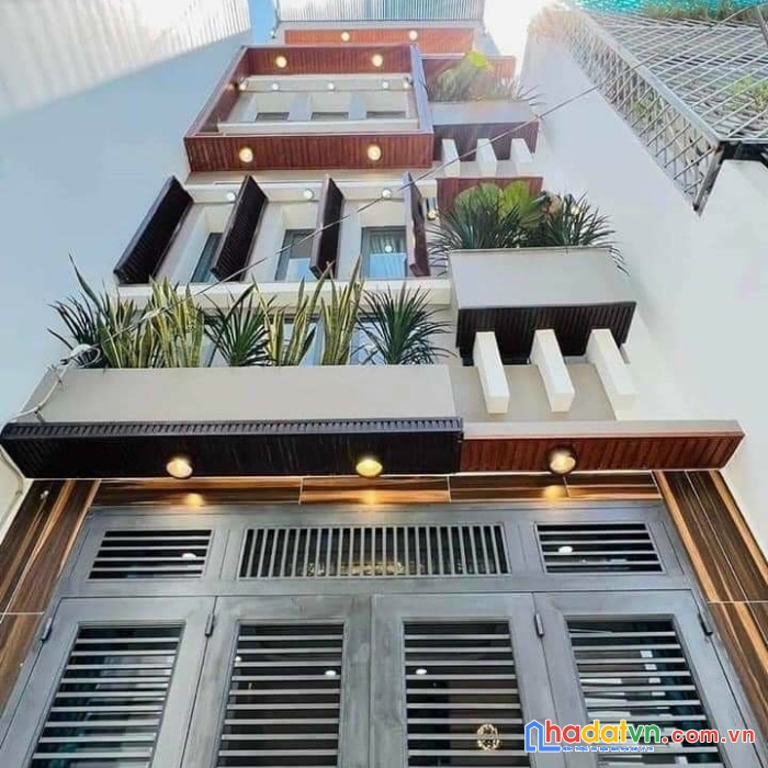Nhà vip, vị trí siêu đẹp h5m, 4 x 18m, 4 lầu, 11 tỷ, bùi đình túy