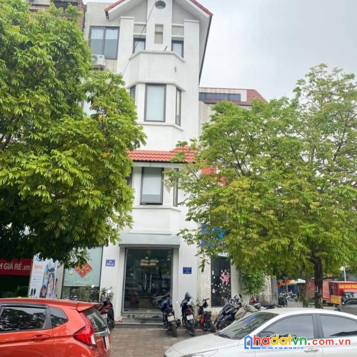 Bán biệt thự trung văn, 165m2, 4 tầng, lô góc,  3 ô tô tránh nhau, kinh doanh tốt, giá 26.9 tỷ