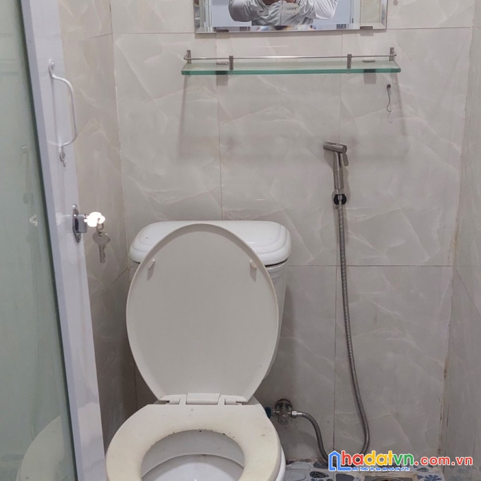 Cho thuê nhà mới xây, gần trục đường chính huỳnh tấn phát quận 7