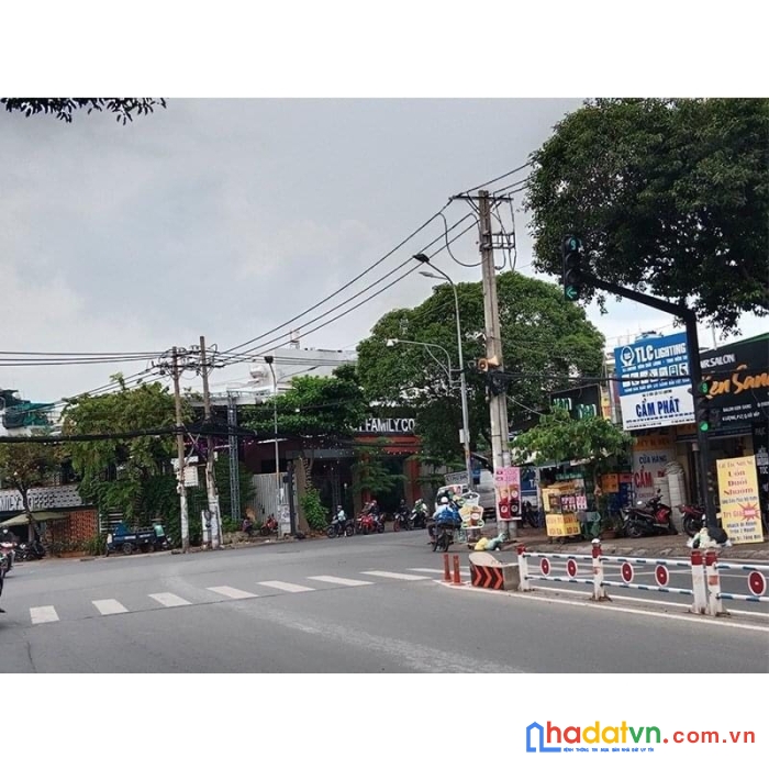 Giảm sốc hơn 2 tỷ hxt lê đức thọ, 210m2, mt hiếm 7m, gpxd 8 lầu có hầm, kề cv, 24.9 tỷ.