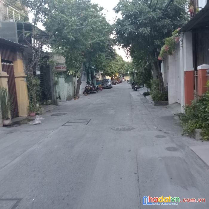 Hàng độc quyền. nhà 3 tầng, 65m2, 3 lầu, võ văn kiệt. giá 4,6 tỷ