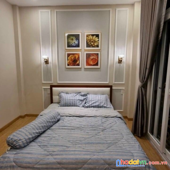 Nhà đẹp, 4 x 12m, chỉ 8 tỷ 200, hẻm 5m hoàng hoa thám, bình thạnh
