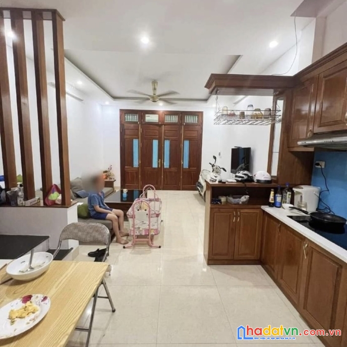 Bán nhà đội cấn 43m trung tâm ba đình- chỉ nhỉnh 3 tỷ