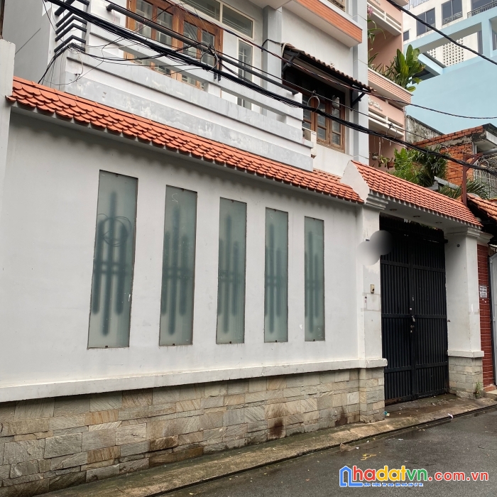 Cho thuê nhà hẻm oto lý thường kiệt 9x16m 4 tầng giá 31tr