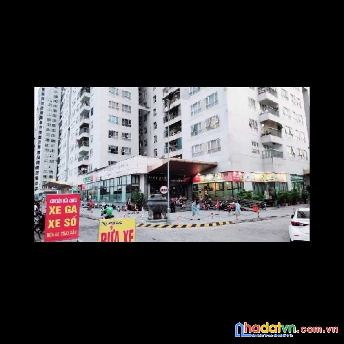 Bán nhà   liền kề   văn quán, 106m2,  5 tầng,  3 ô tô tránh, kinh doanh  đỉnh , giá  20.9 tỷ
