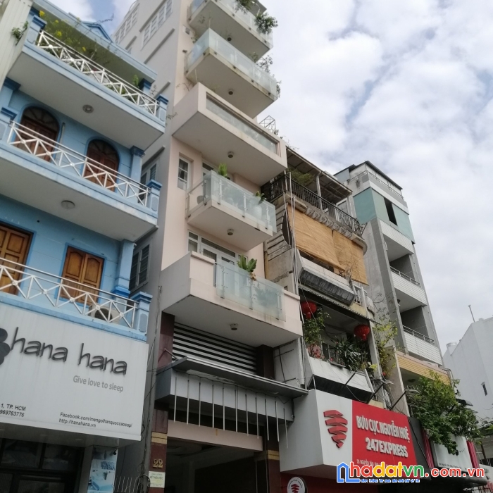 Bán nhà mt 22 nguyễn văn giai q1, dt 4.2x16m, nhà 7 lầu, nhà đang có hđ thuê 60tr/th