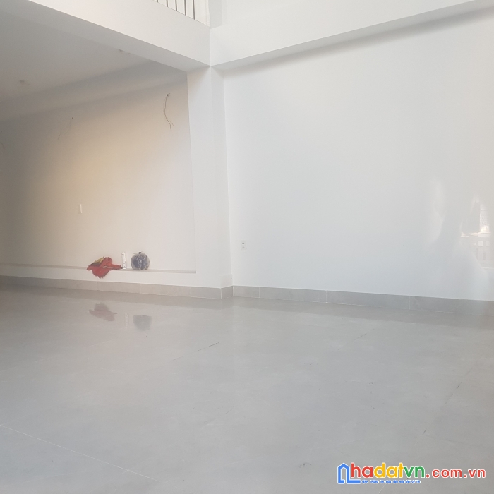 Cho thuê mặt bằng 100m2 đẹp đường 30/4, tp vũng tàu