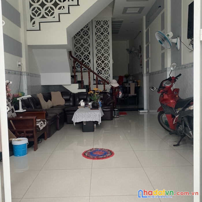 Nhà mặt tiền trương đình hội p15, q8, giá 5.5 tỷ, 3 tầng, 45m2