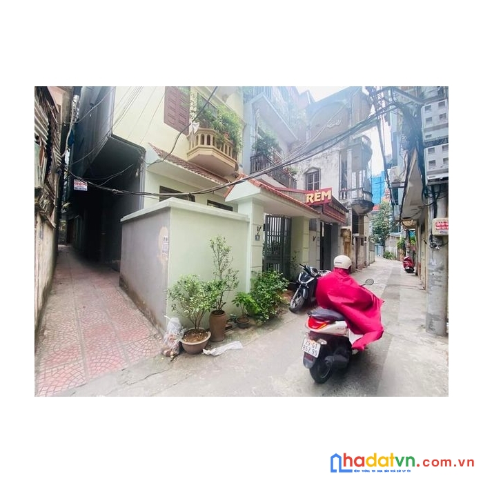 Hàng hiếm – lô góc – ô tô qua nhà – vào nhà – khu vực hot – giá tốt.