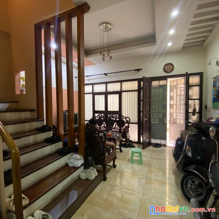 Bán nhà thái hà, đống đa, nhà đẹp, gần phố, ô tô đỗ cửa, dt 50m, 5 tầng, mt 5m, 9.3 tỷ