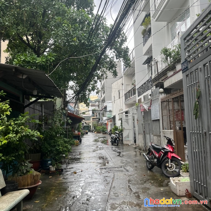 Nhà bán quận 11, hxh lạc long quân, thông tứ tung, gần lotte lê đại hành, 35m2, 4 tầng chỉ 6,6 tỷ.