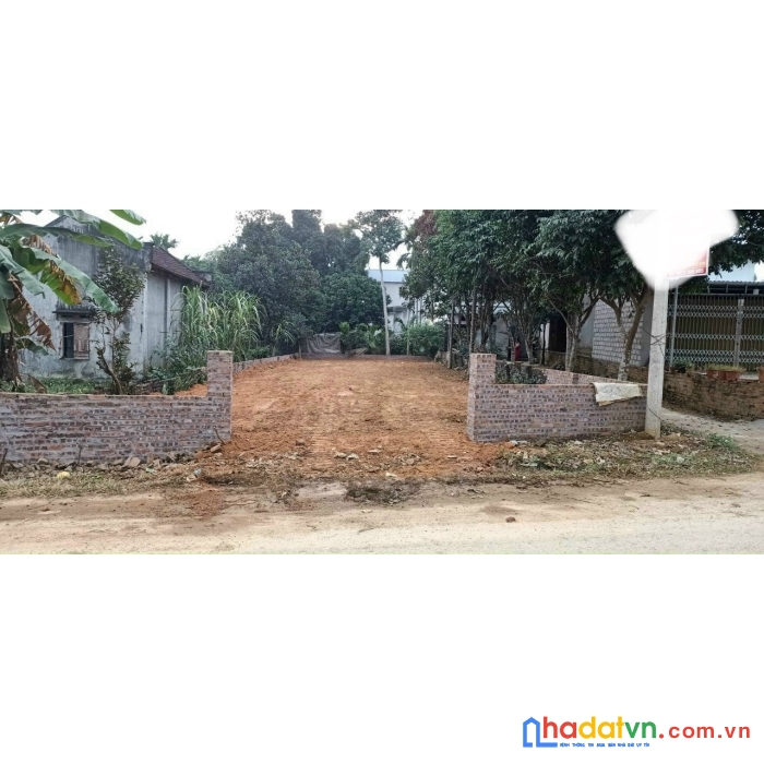 Chủ nhà cần bán gấp lô đất 333m2, mặt tiền 10m, sổ đẹp nở hậu, trục chính đường bãi dài – tiến xuân