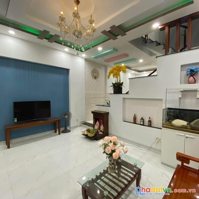 Hẻm oto lý thường kiệt 55m2 tân bình, nhà mới 2 tầng, 7.2 tỷ còn tl