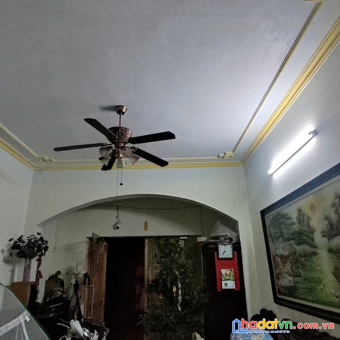 Bán nhà nguyễn văn cừ.long biên-50m2 * 4 tầng, ô tô vào nhà, lô góc,ngõ thông