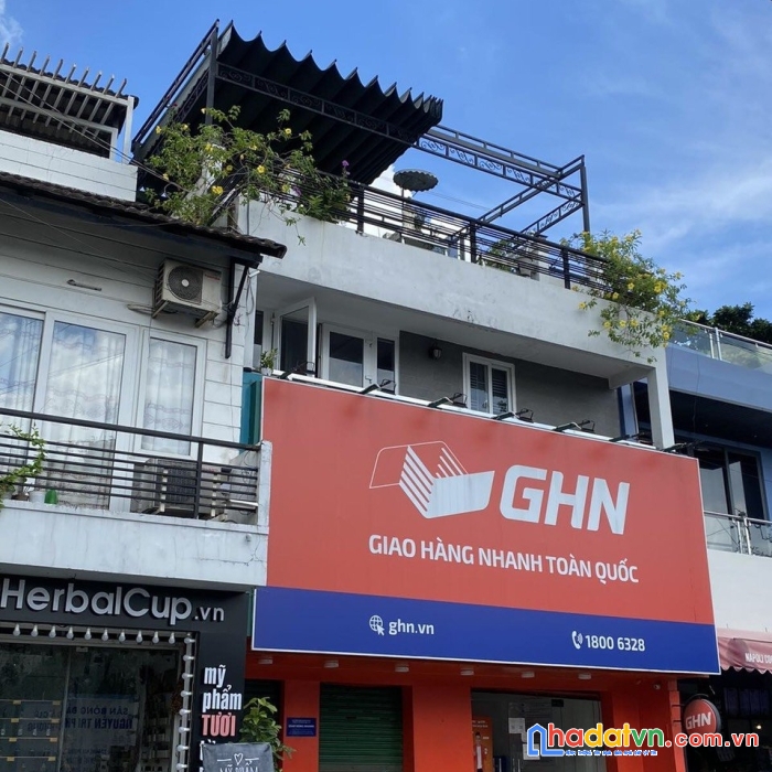 Bán nhà mt 126-128 đường đồng nai p15 q10 tphcm.