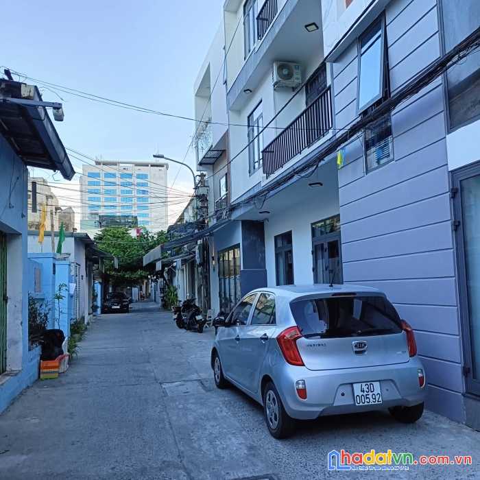 Cần bán nhà 2 mặt  kiệt oto nguyễn hữu thọ sát đường lớn 2.75 tỉ