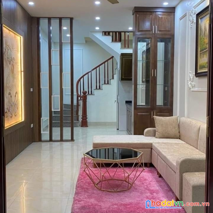 Bán nhà phố yên xá sát phố văn quán, 5 tầng, 35m2, nhà đẹp, tiện nghi, giá 2.78 tỷ