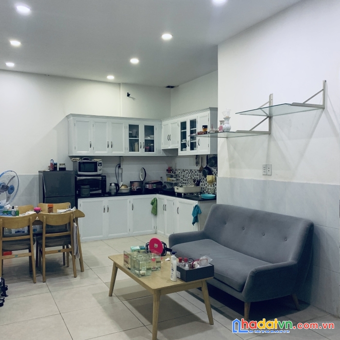 Bán nhà đường mai thị lựu- nhà đẹp mới sơn, thuận tiện di chuyển các quận