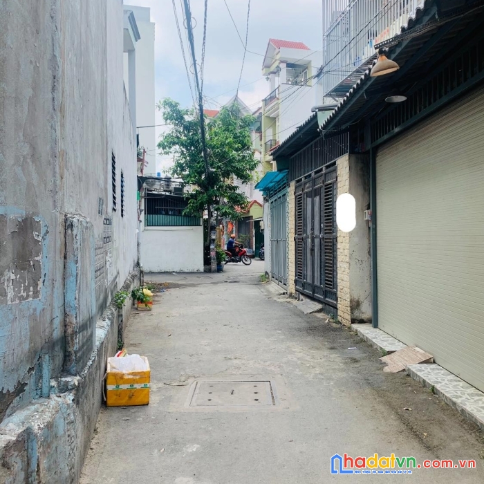 Giá rẻ bất ngờ, quang trung, p11, 4.4 x10 m. giá 3.1 tỷ.