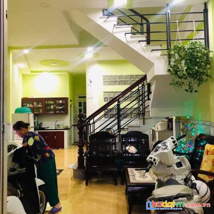 Hiếm …  4 tầng nở hậu, 7m, nhỉnh 6 tỷ x, đ. bùi quang là, q. gò vấp