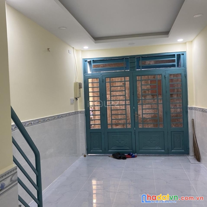 Bán nhà 2,5 m ,hồng lạc ,p.10 q.tân bình,2 tầng, giá  2,7   tỷ.