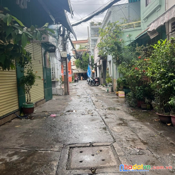 Nhà quận 11, 3 mặt hẻm bình thới, sát ubnd phườnng 14, vòng xoay lê đại hành, 40m2, 3 tầng, chỉ 6