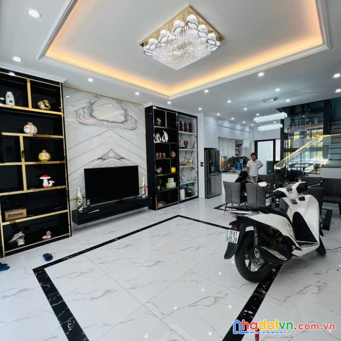 Bán nhà  liền kề kiến hưng luxury , 70m2, 5 tầng thang máy, nội thất 3 tỷ, giá 12.45 tỷ