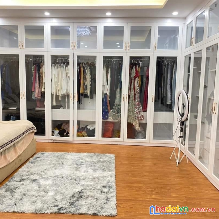 Nhà nhân hòa, thanh xuân, 45m2 mt rộng , ngõ thông ô tô đỗ cửa, tặng nội thất, hơn 7 tỷ lh+357735121