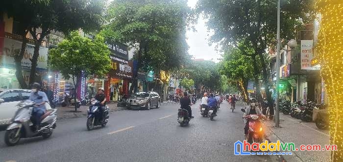 Bán nhà phố cổ ngọc lâm 62m 4 tầng kinh doanh đỉnh
