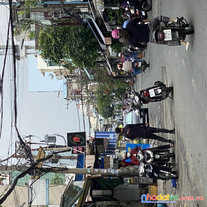 Bán nhà 54m2 hẻm xe hơi, lạc long quân, quận 11, 4 tầng, nhỉnh 6,8 tỉ,... khu hiếm