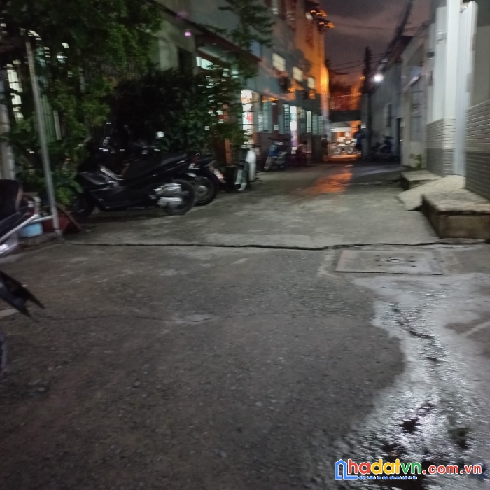 Rẻ quận 7 kế khu chế xuất tân thuận ngang 6,4m dài 20m chỉ 5,8 tỷ.