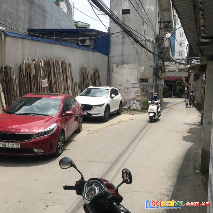 Bán nhà 4 tầng thiên lôi nở hậu, ô tô đỗ cửa ngõ, đông tt, 4pn 3wc giá 2.85