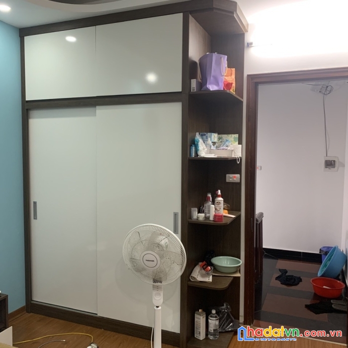 Bán gấp nhà trần bình cầu giấy 36m 6t, 4.5tỷ, đường rộng, ngõ thông.