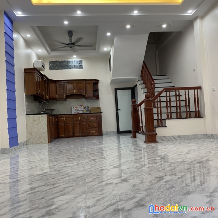 Chính chủ cần bán căn nhà 3 tầng tại 17/42/253 đường hưng yên - thành phố nam định