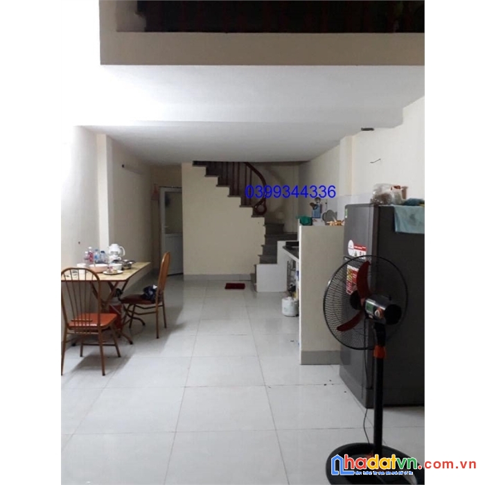 Bán nhà thanh liệt 39m2, 5 tầng, 3.5 tỷ, ô tô đỗ cửa, gần phố, dân chí cao, nhà ở ngay