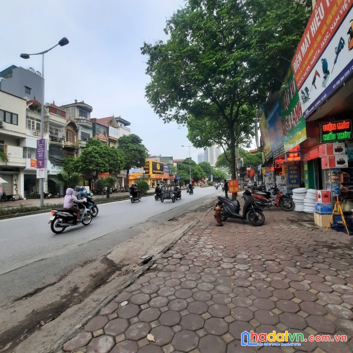 Vạn phúc-  bùng nổ mặt phố vạn phúc vỉa hè rộng kinh doanh sầm uất 42m * 3t giá 10 tỷ xíu